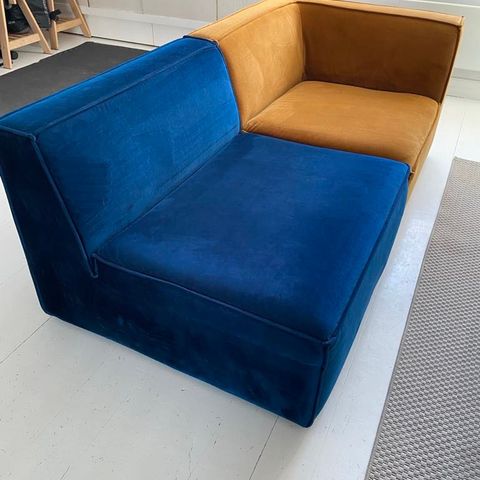 Veldig fin moderne sofa.