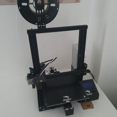 Selger min Ender 3 neo