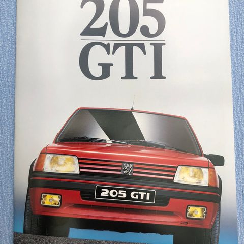 Bilbrosjyre av Peugeot 205 GTI 1988 modell