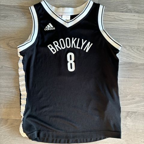 Basket trøye/ Adidas/ brooklyn