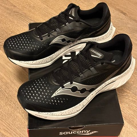 Saucony Endorphin Speed 4 - str 48 - Helt nye