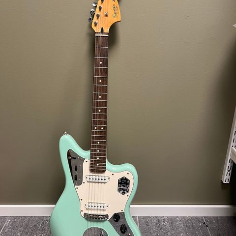 Squier Vintage Modified Jaguar selges