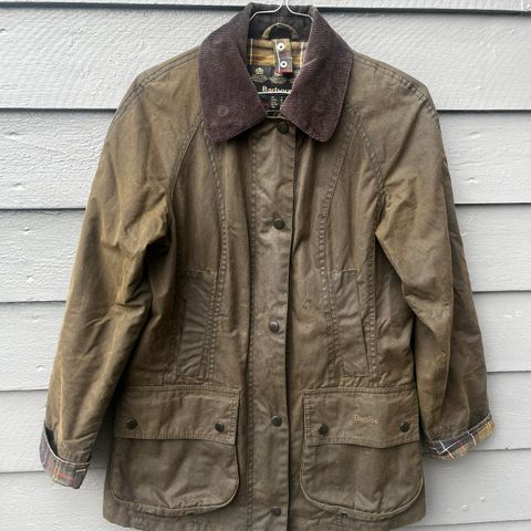 Barbour Classic Beadnell UK Size 8