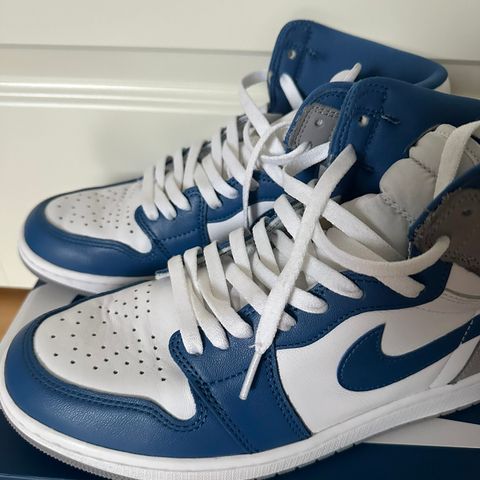 Jordan 1 Retro High OG True Blue str. 44