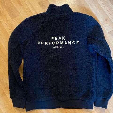 Ubrukt Peak Performance pilé jakke Str. 150