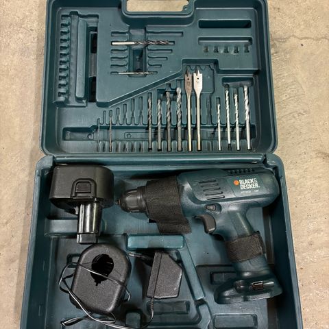 Black & Decker drill  12V selges billig