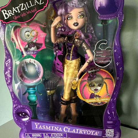 Bratzllas i uåpnet eske ‘’Yasmina clairvoya’’