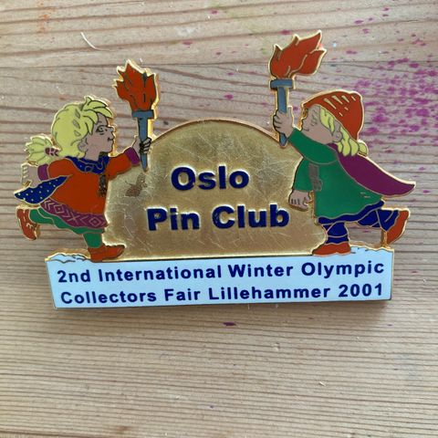 Oslo pin Club pins