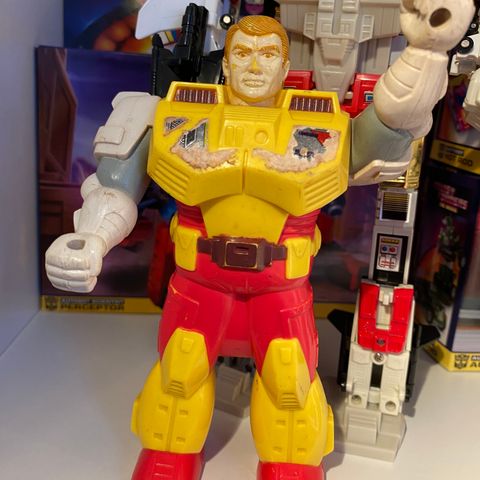 Transformers G1 Pretender skall selges billig