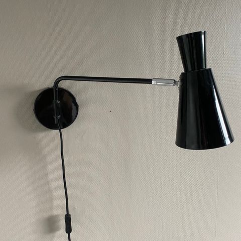 Nattbordslamper/vegghengt lampe