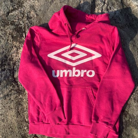 Umbro hettegenser