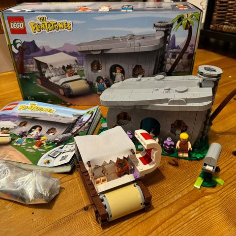 Lego  Flintstones 21316