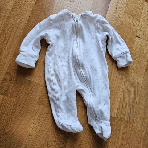 Babypysjamas størrelse 56