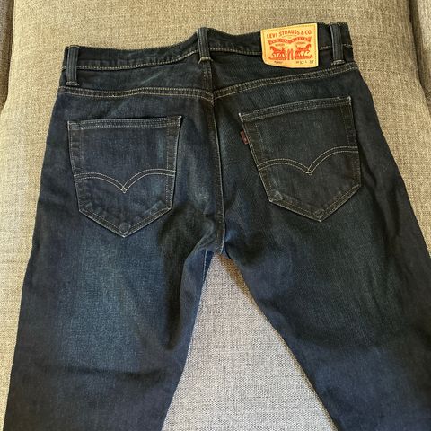 Levis 520 W32 L32