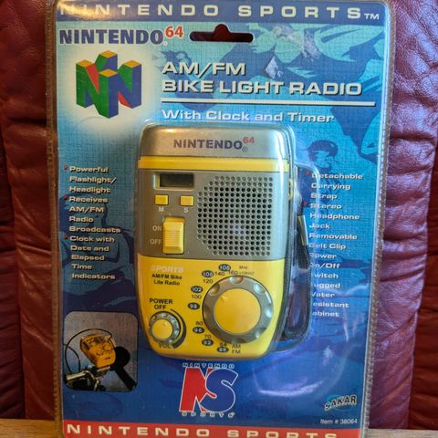 Nintendo 64 AM/FM Bike Light Radio - FORSEGLET