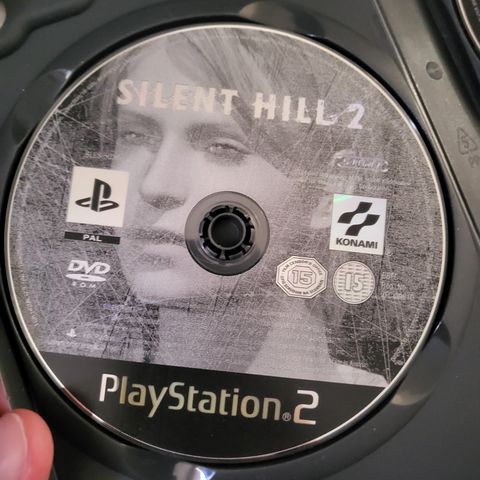 Silent hill 2 cd ønskes kjøpt