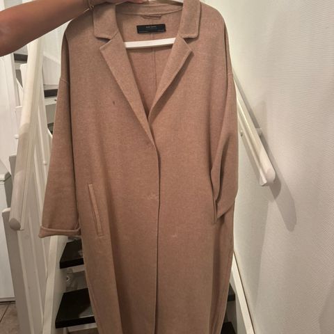 Oversize kåpe fra Zara