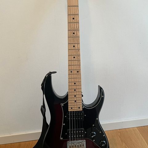 Ibanez mikro el-gitar