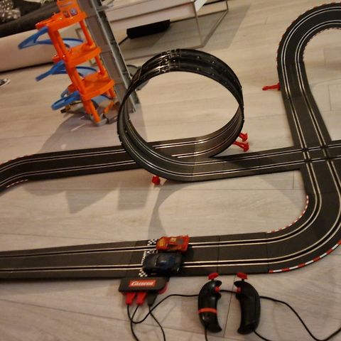 Carrera GO! Bilbane 1:43 - Disney Pixar Cars Speed Challenge 6,2 meter