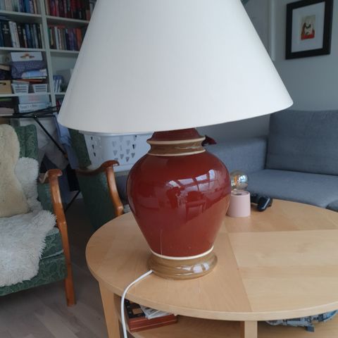 Lampe fra Achantus