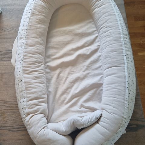 Voksi babynest premium