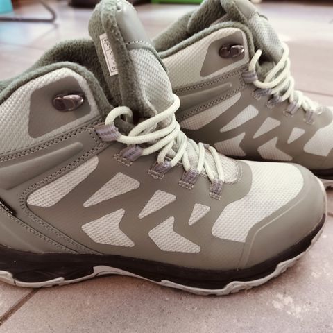 Northpeak Hike Tex tursko dame

Str 40