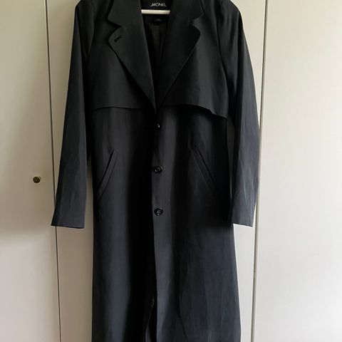 Trenchcoat fra Monki