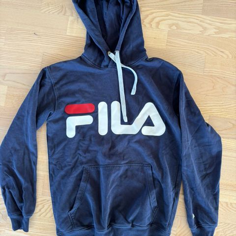 Hettegenser fra Fila strl XS