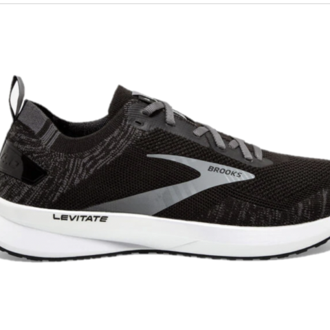 BROOKS Levitate 4