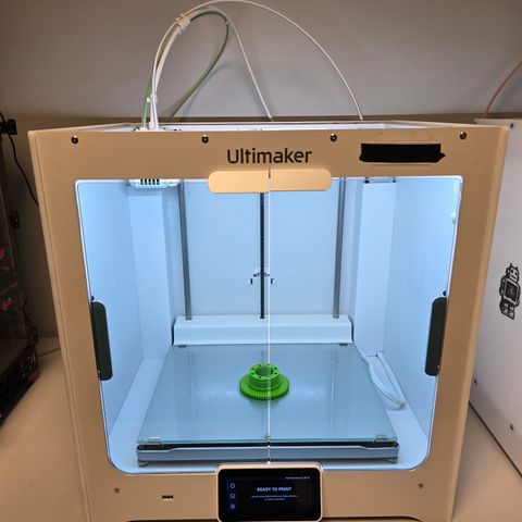 Salg av ultimaker S5