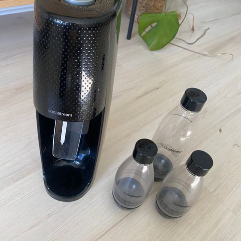 Sodastream med tre flasker