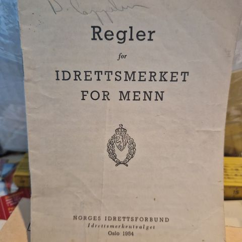 Kr 5 REGLER FOR IDRETTSMERKE FOR MENN 1954