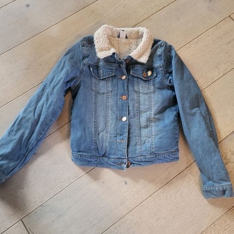 Foret jeansjakke/deminjakke str 146  selges kr 120