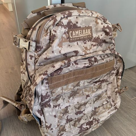 Camelbak sekk