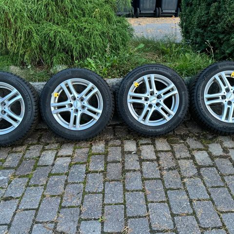 Vinterdekk 185/60R15, kompletthjul, piggdekk