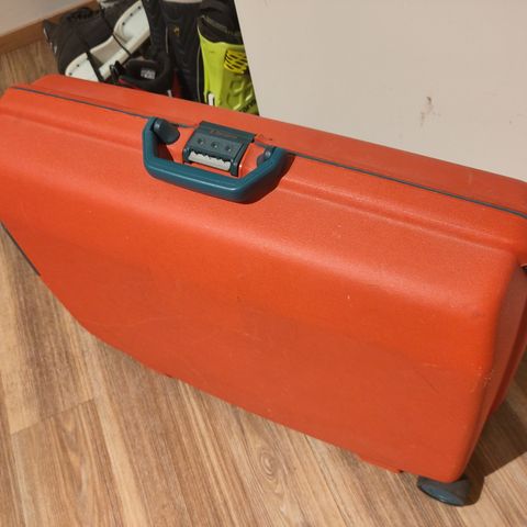 Oransje Samsonite koffert i hardplast som ny