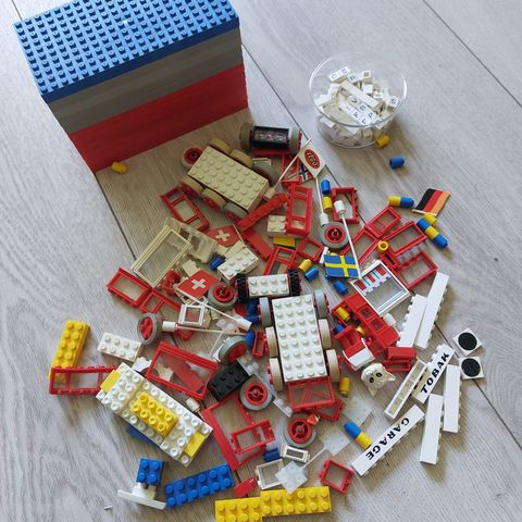 Svært gammel og unik LEGO