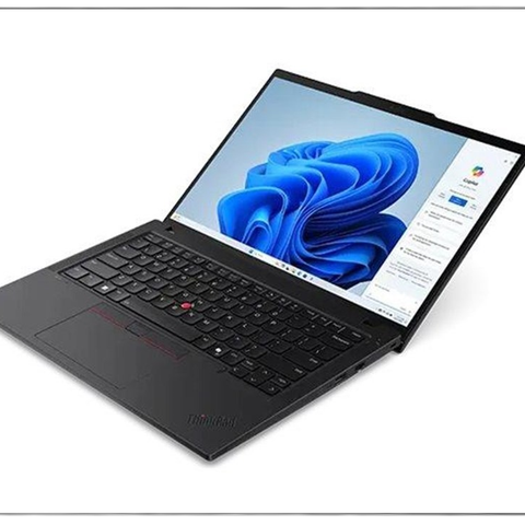 Helt ny Lenovo Core Ultra 7 | 64 GB RAM - SPAR 8000 KRONER?