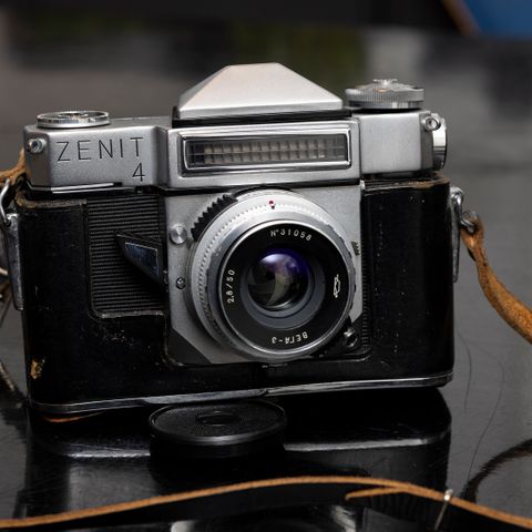 Zenit 4