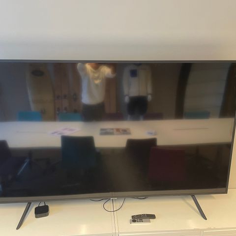 75 tommer tv fra Samsung