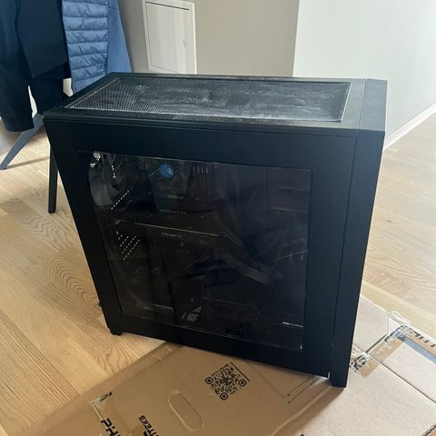 Gaming PC / Godt brukt stasjonær PC