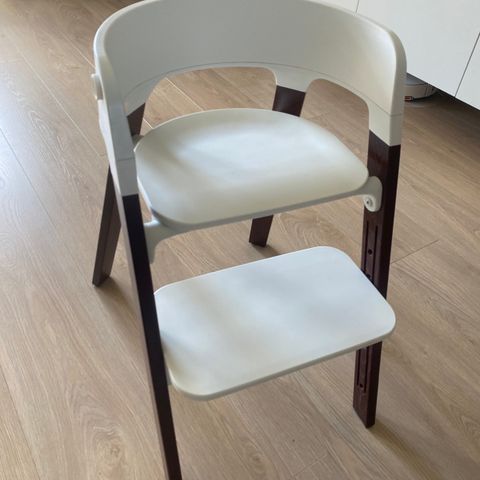 Stokke Steps matstol