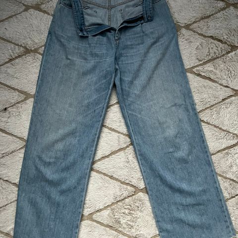 Brunello Cucinelli denim bukse selges / pris kan diskuteres