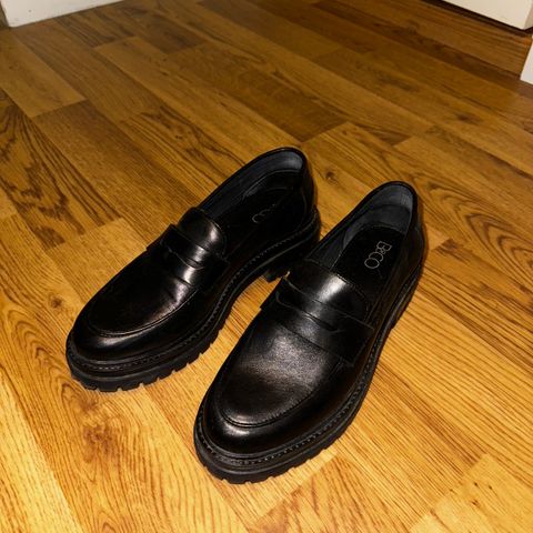 B&Co skinn loafers