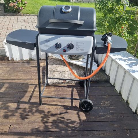 Ubrukt Grill Pro 200