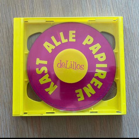 deLillos Kast alle papirene LTD 2 cd deluxe utgave