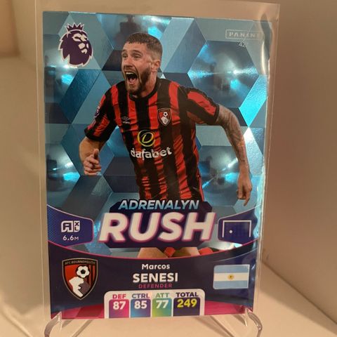 Marcos Senesi - Panini Premier League 2023/24 Adrenalyn Rush fotballkort