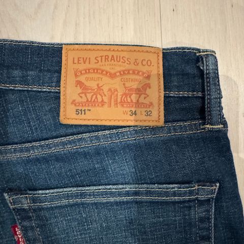 Levis 511 jeans