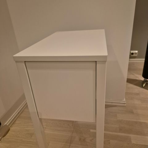 Nattbord,  Nordli IKEA. Reservert til 17/9