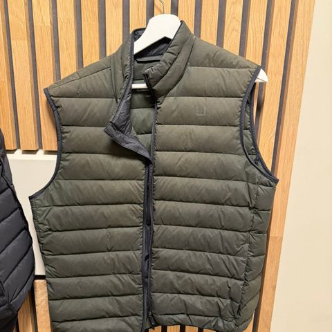 UBR vest